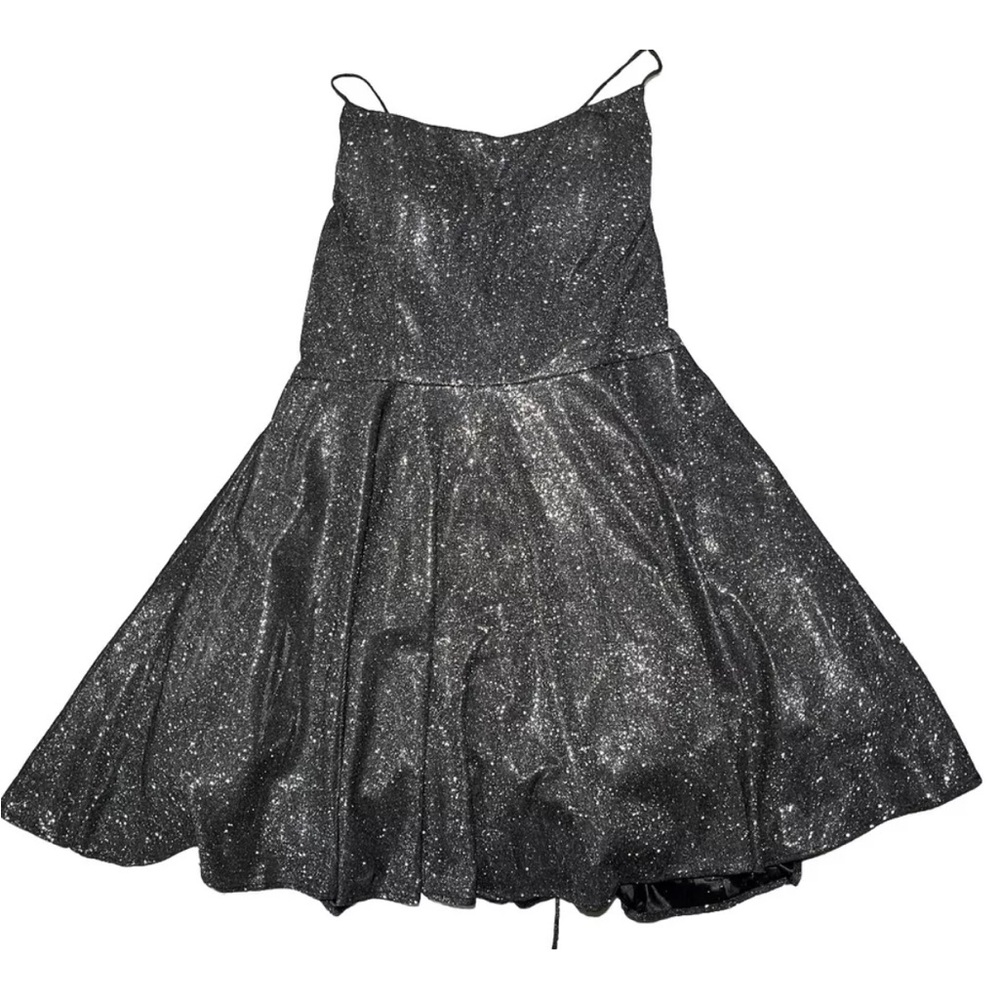 Juniors XXL Shimmer Mini Formal Dress Black Silver Lace Up Back Built In Bra
